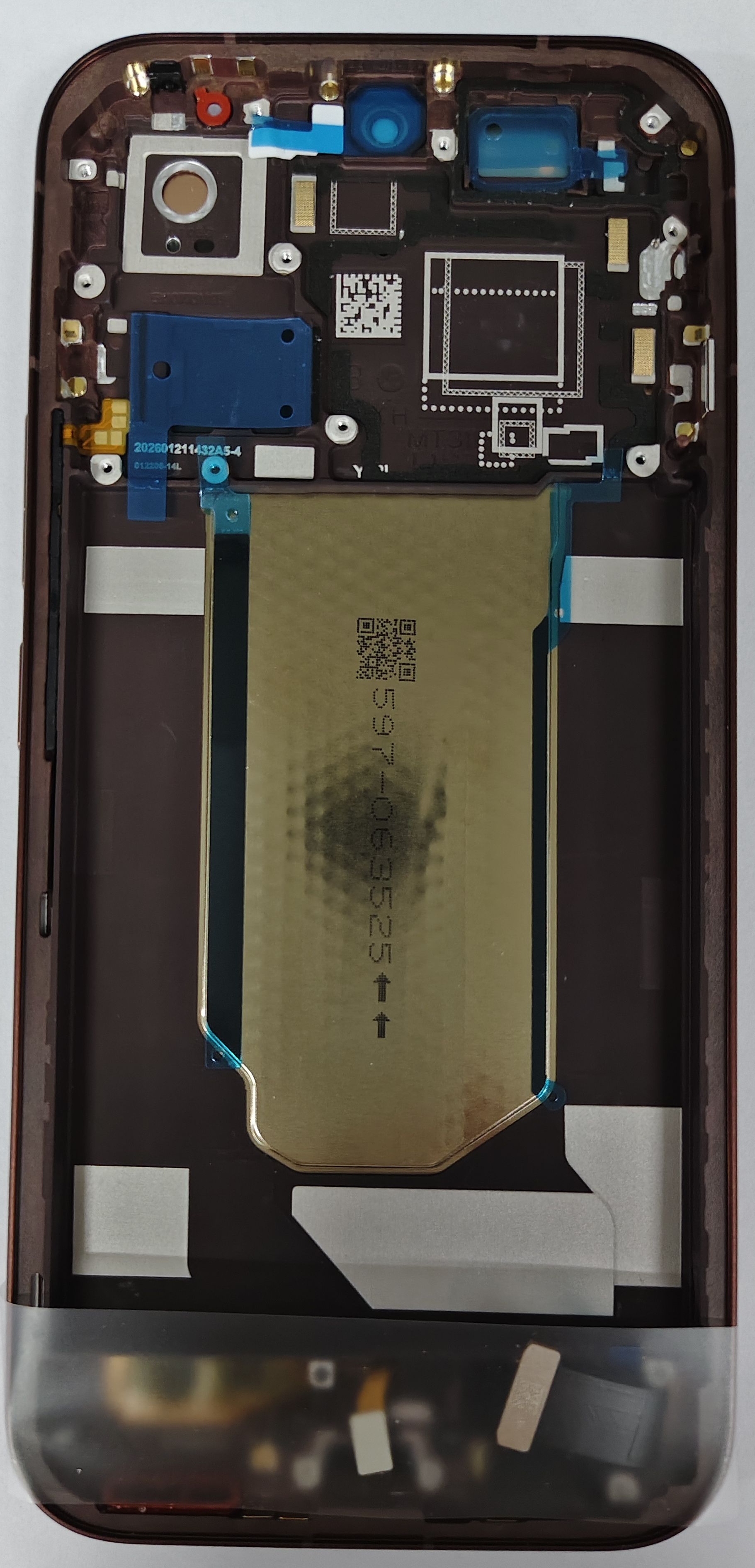 V70 Display Reddish Brown